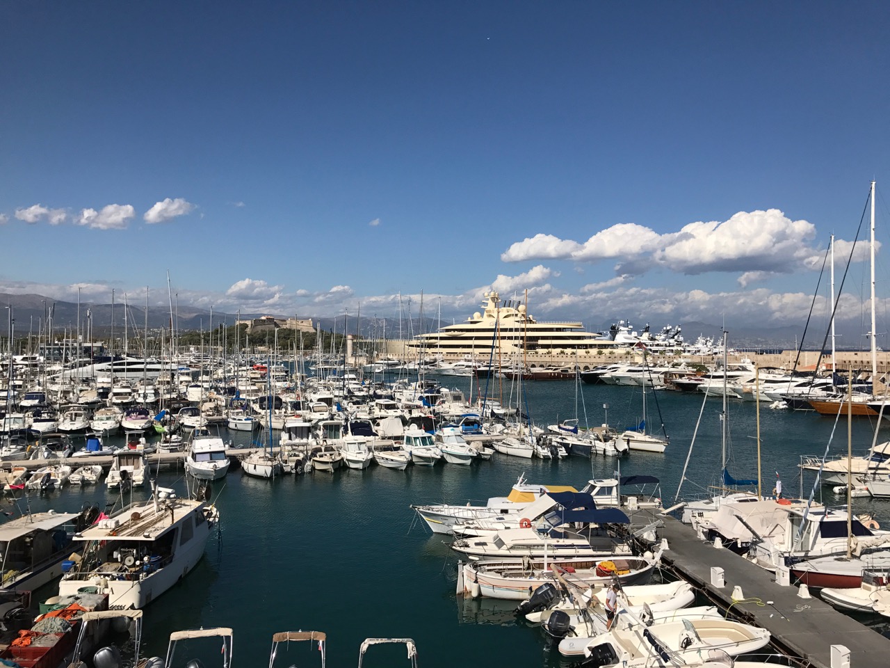 Antibes: Yachthafen