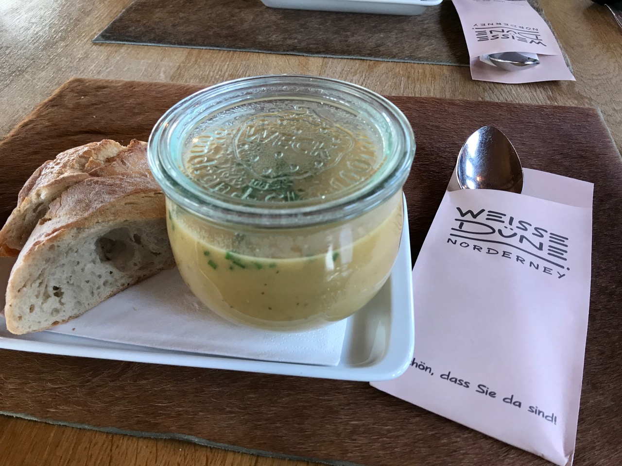 Norderney: Kartoffelsuppe in der Weißen Düne