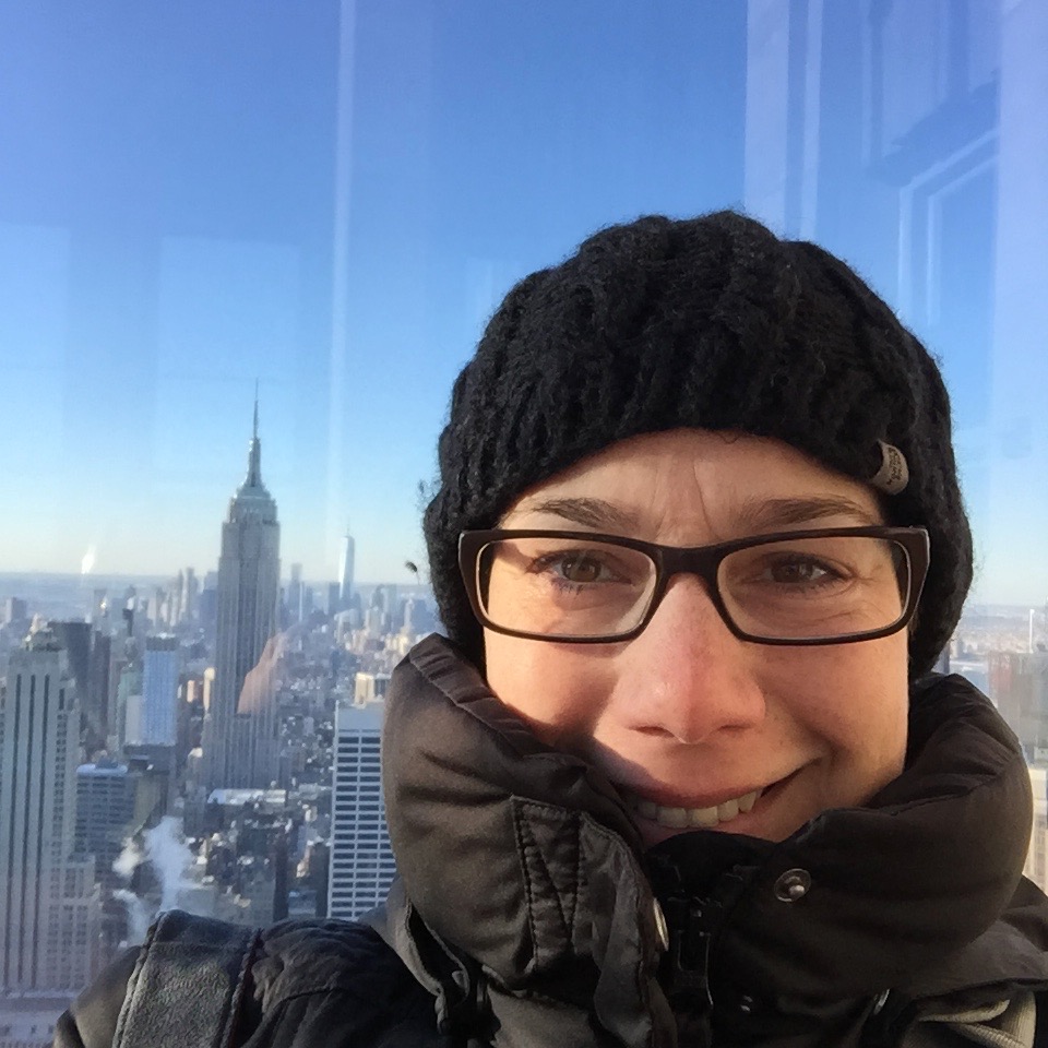 New York: Maike auf dem Rockefellergebäude