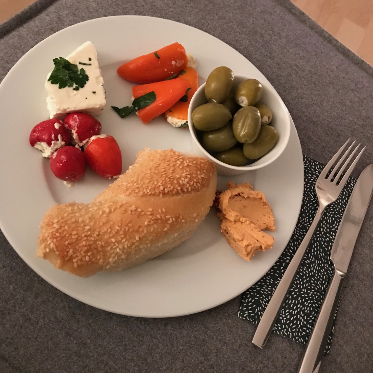 Sauereien: Oliven, Tomatenpaste, etc.