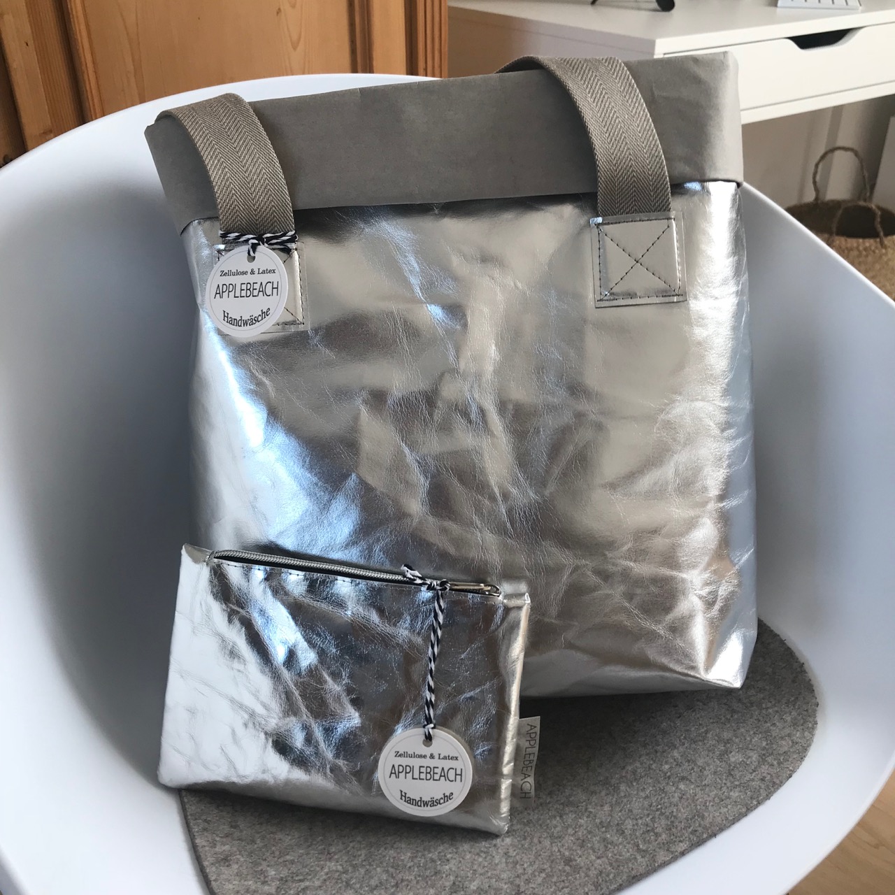 Tasche von Applebeach, silberfarben