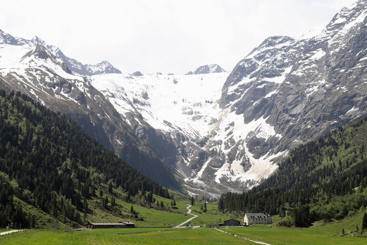 Lüsens: Blick ins Tal