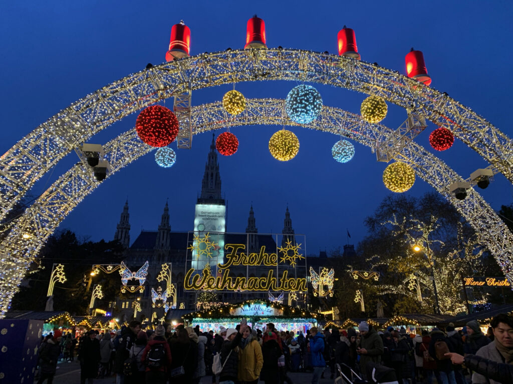 Weihnachtsmark am Rathaus