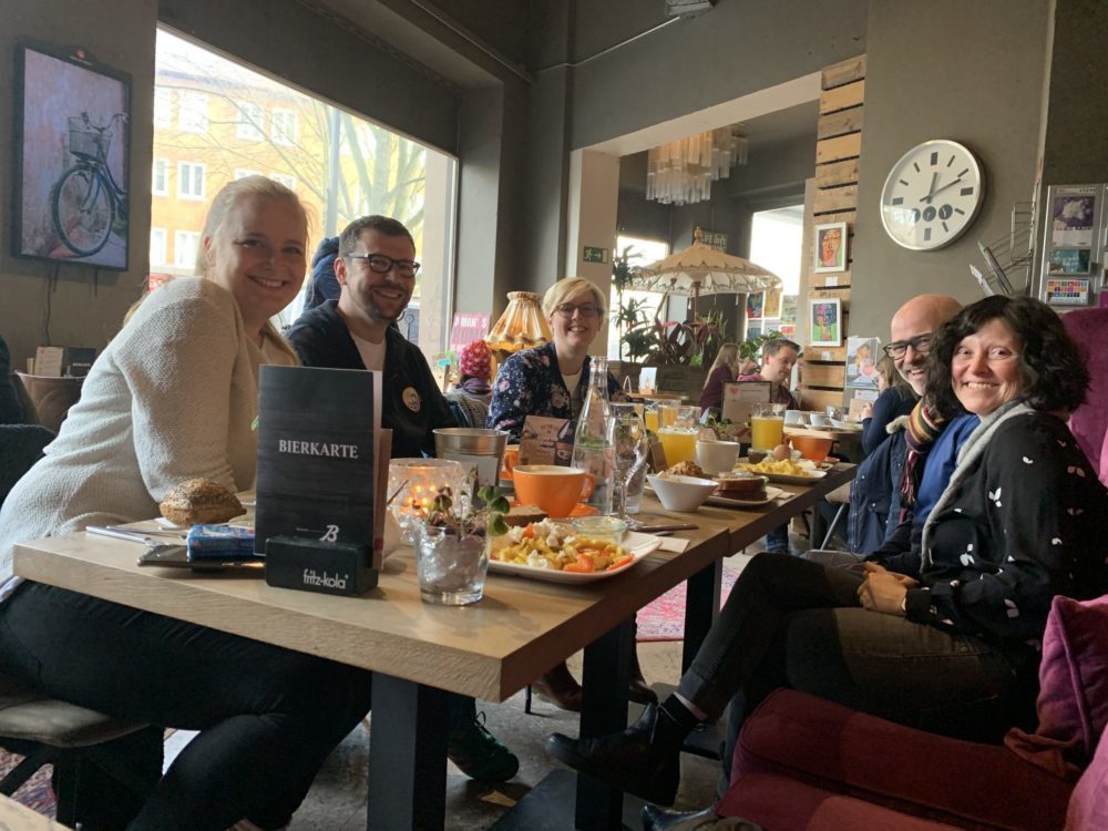 Frühstücksbegleitung in der Küchenwirtschaft Bismarck